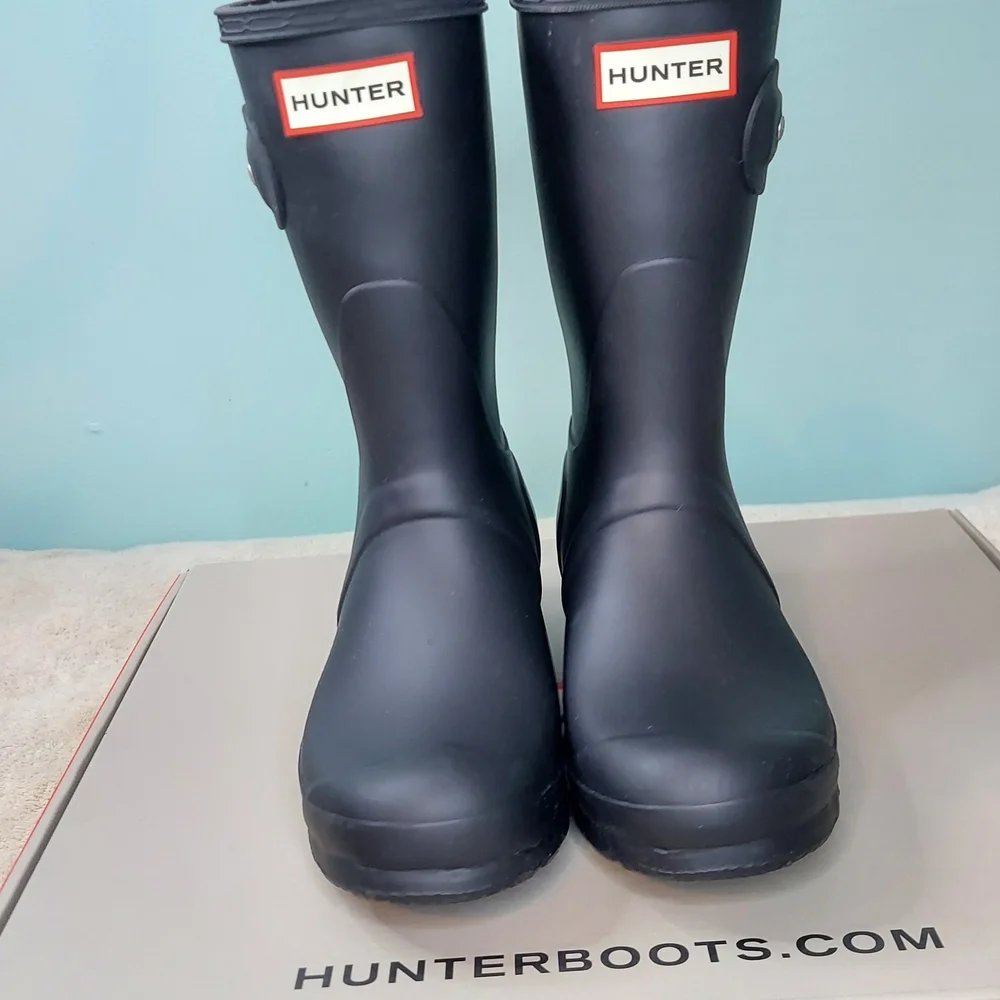 Hunter Original Short Black Rubber Rain Boots Womens Sizes 6,7,8,9,10 NWT